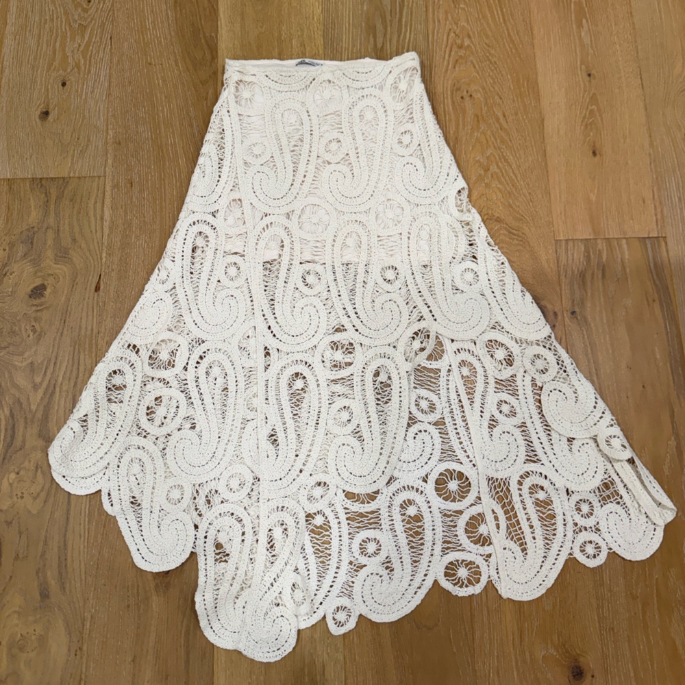 Zara Cream Crochet Lace Midi Skirt | Boho Resort | Size Small